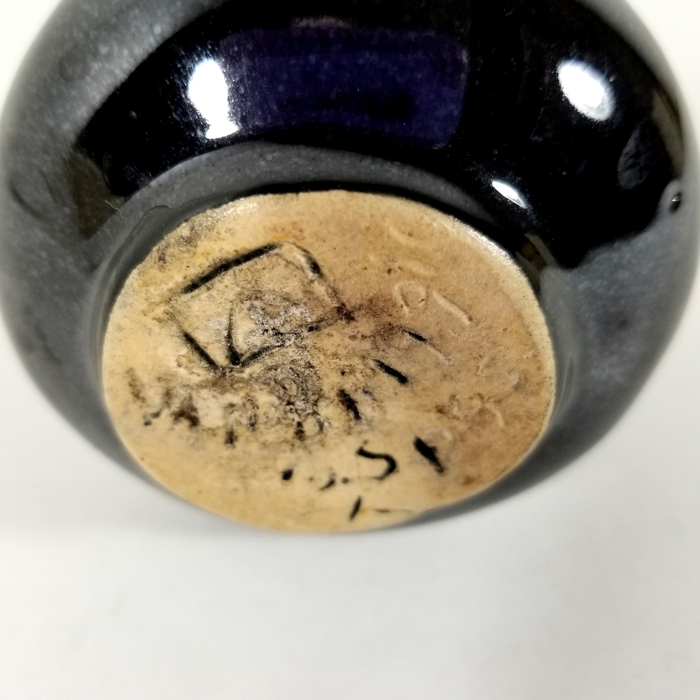 Van Briggle Bud Vase Art Pottery Midnight Blue Two-Tone Drip Glaze 6.5 Inches - Picture 2 of 4